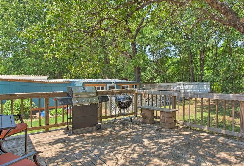 Pet Friendly Kingston Home W/ Boat Ramp Access!