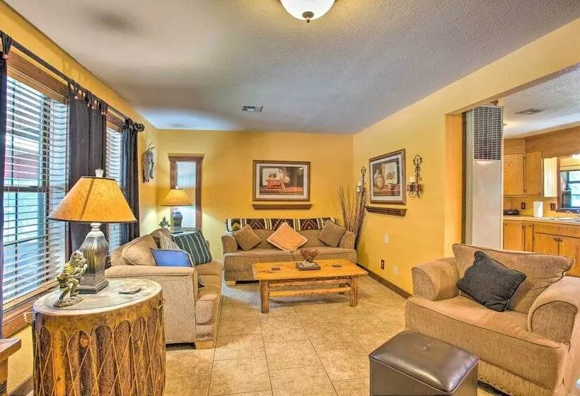 Pet Friendly Kingston Home W/ Boat Ramp Access!