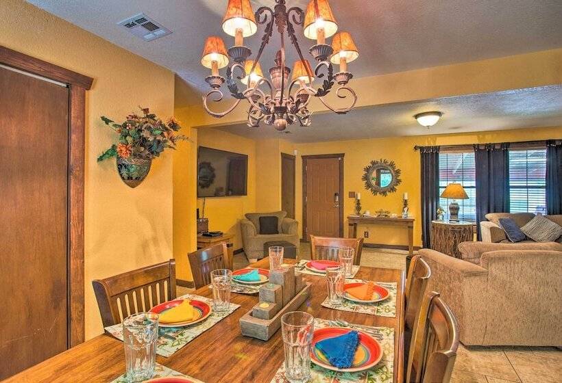 Pet Friendly Kingston Home W/ Boat Ramp Access!