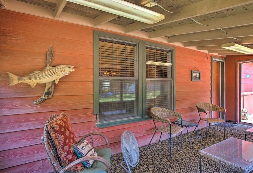 Pet Friendly Kingston Home W/ Boat Ramp Access!