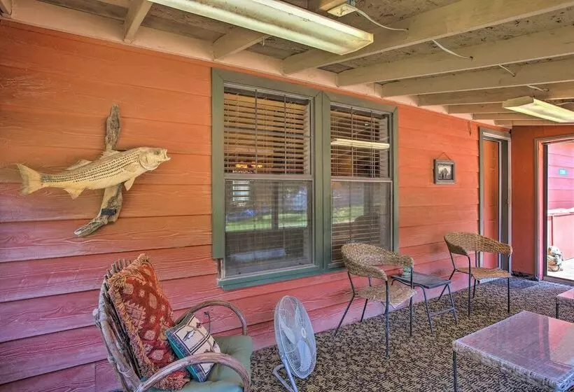 Pet Friendly Kingston Home W/ Boat Ramp Access!