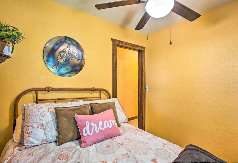 Pet Friendly Kingston Home W/ Boat Ramp Access!