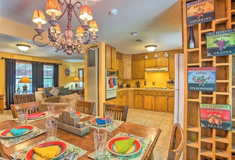 Pet Friendly Kingston Home W/ Boat Ramp Access!