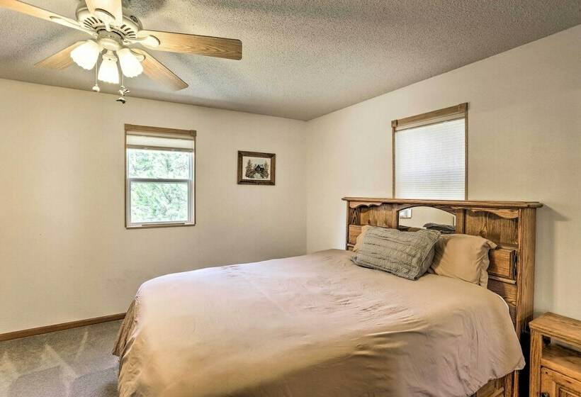 Private Black Hills Home W/ Corral: Horses Welcome