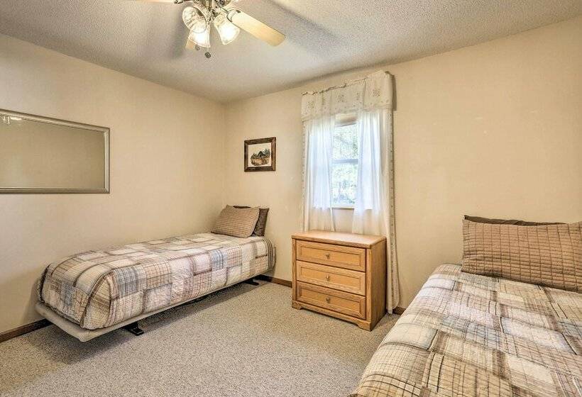 Private Black Hills Home W/ Corral: Horses Welcome