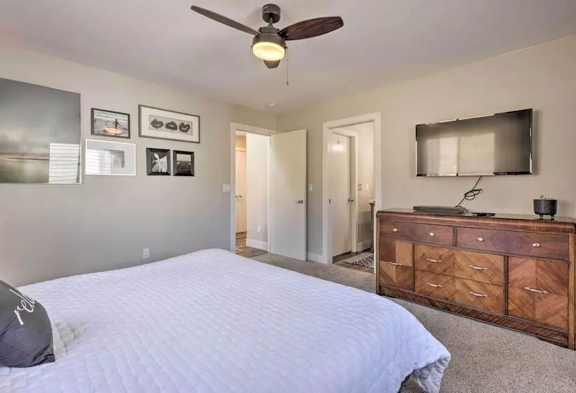 Remodeled Home W/ Spa & Deck: Walk To Dillon Beach