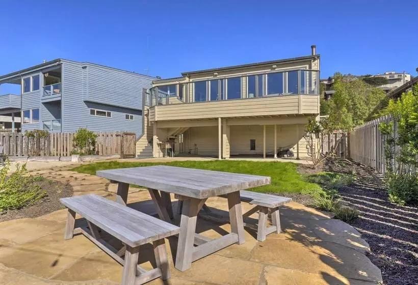 Remodeled Home W/ Spa & Deck: Walk To Dillon Beach