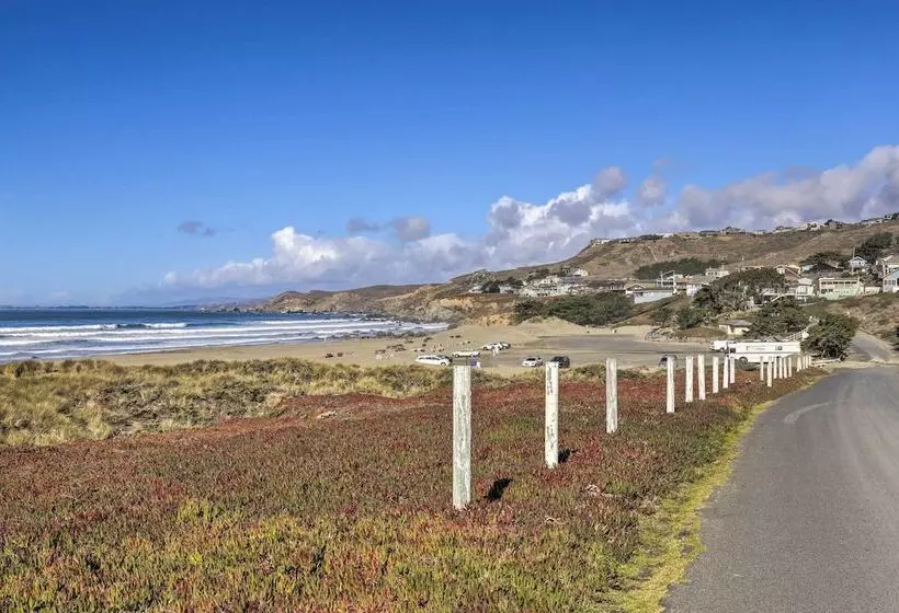 Remodeled Home W/ Spa & Deck: Walk To Dillon Beach