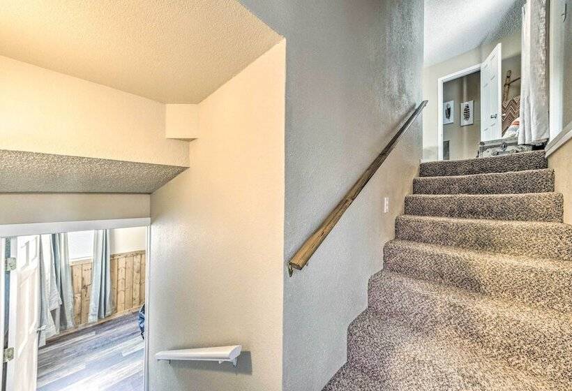 Ruidoso Home W/ Patio, Walk To Restaurants!