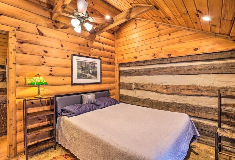 Mars Hill Ski Resort Cabin: 20 Miles To Asheville!