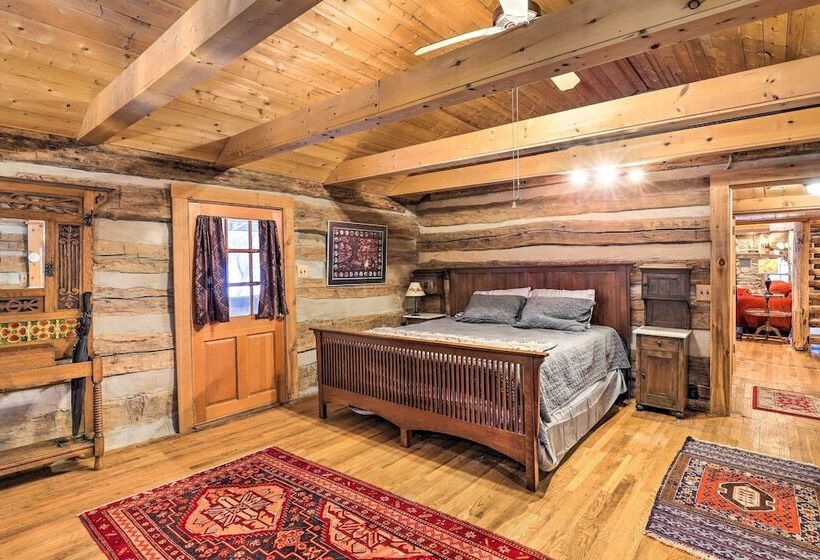 Mars Hill Ski Resort Cabin: 20 Miles To Asheville!