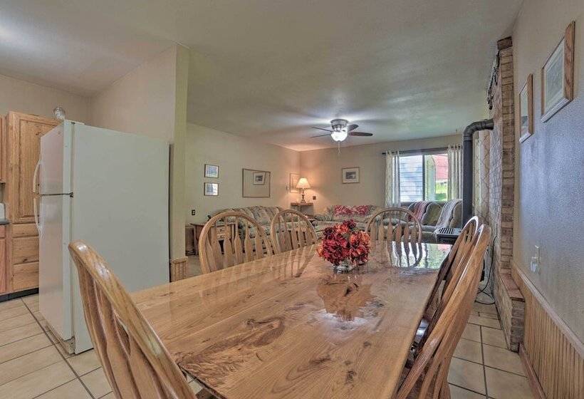 Rustic Wooded Retreat W/ Fire Pit, Near Trails!