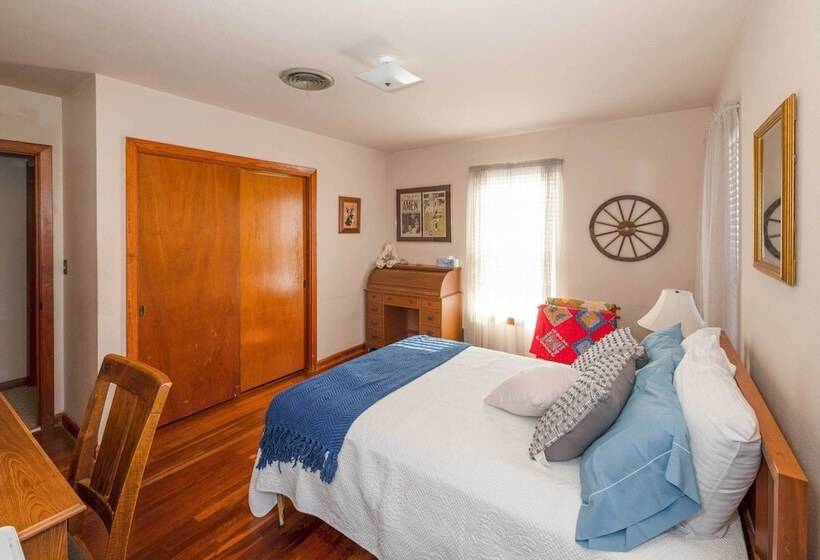 Serene, Country Retreat ~ 12 Mi To Main St!