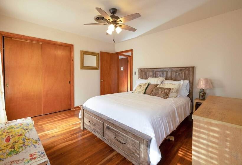 Serene, Country Retreat ~ 12 Mi To Main St!