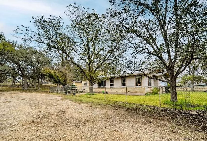 Serene, Country Retreat ~ 12 Mi To Main St!