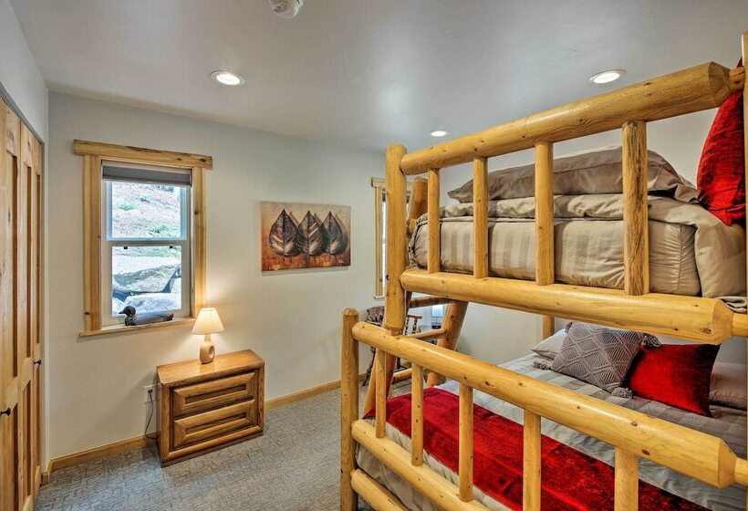 Spacious Cabin By Priest Lake & Elkins Resort