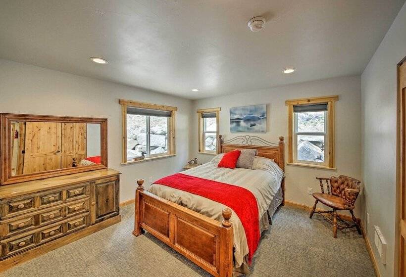 Spacious Cabin By Priest Lake & Elkins Resort