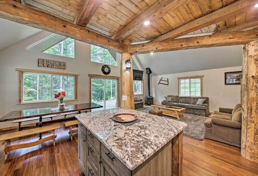 Spacious Cabin By Priest Lake & Elkins Resort