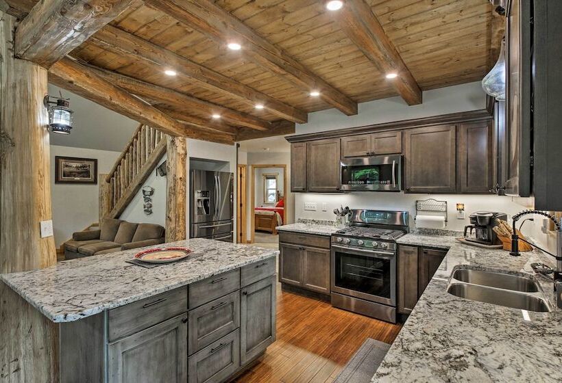 Spacious Cabin By Priest Lake & Elkins Resort