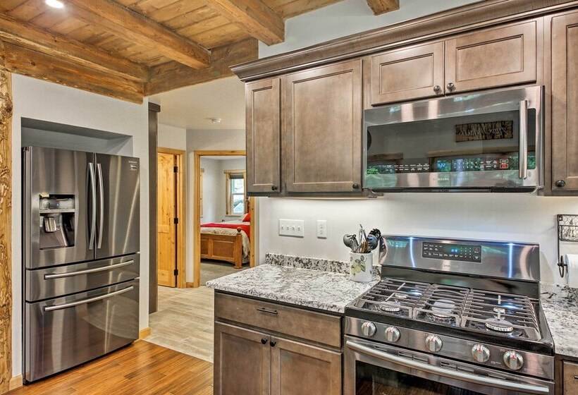 Spacious Cabin By Priest Lake & Elkins Resort