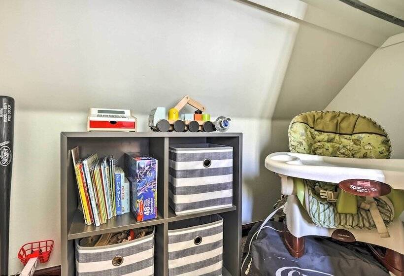 Spacious Fairplay Cabin W/ Views ~ 21 Mi To Breck!