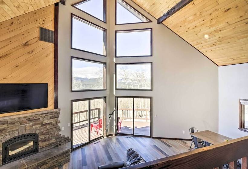 Spacious Fairplay Cabin W/ Views ~ 21 Mi To Breck!