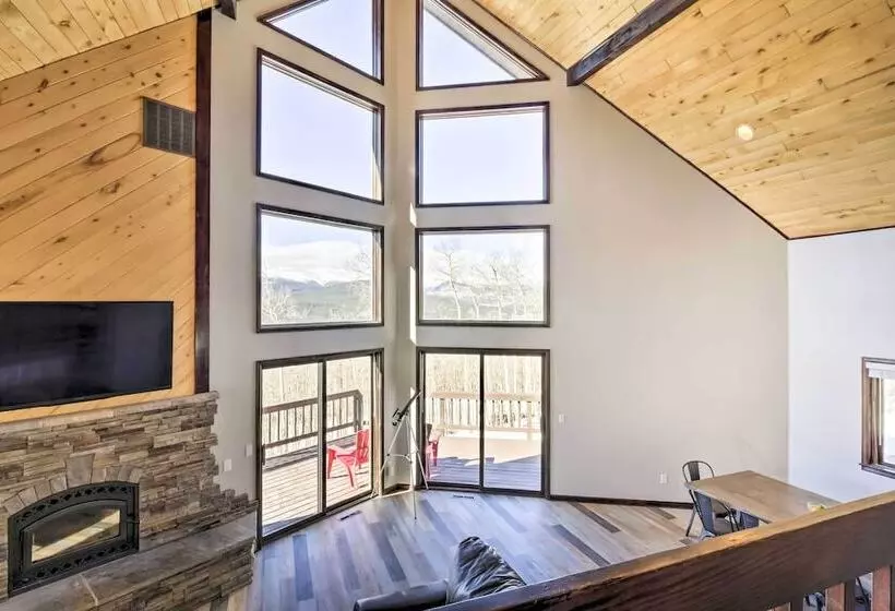 Spacious Fairplay Cabin W/ Views ~ 21 Mi To Breck!