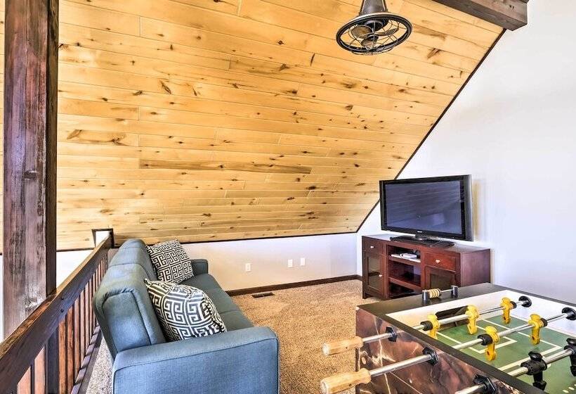 Spacious Fairplay Cabin W/ Views ~ 21 Mi To Breck!