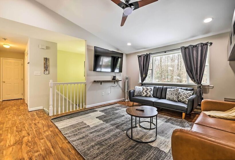 Spacious Long Pond Home: Game Room + Hot Tub!