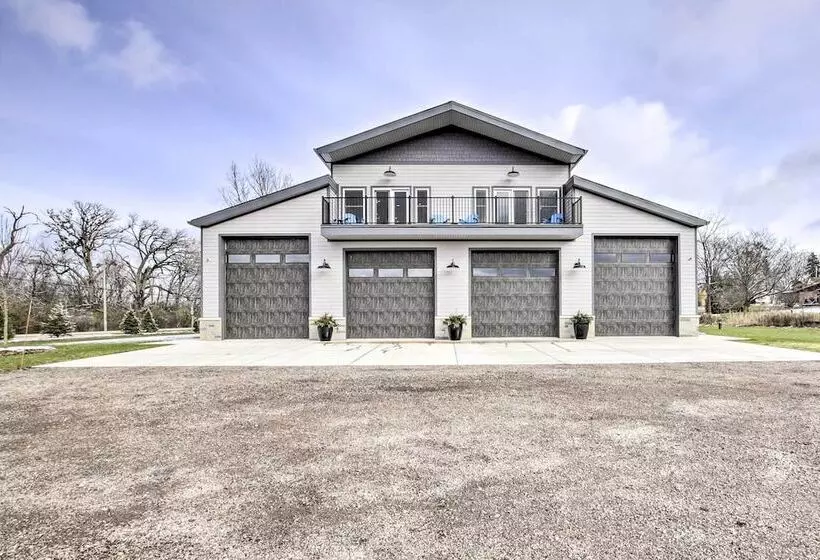 Spacious Recently Built Home < 1 Mi To Lake!