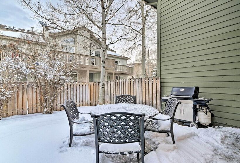 Modern Home W/ Patio: 3 Mi To Beaver Creek Resort!