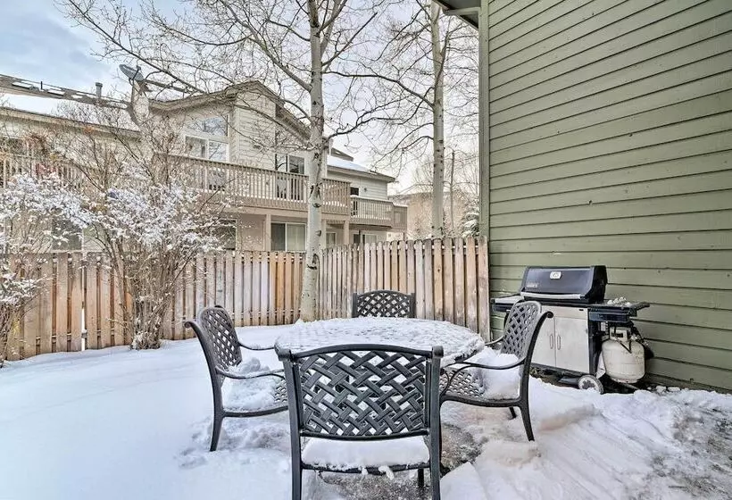 Modern Home W/ Patio: 3 Mi To Beaver Creek Resort!