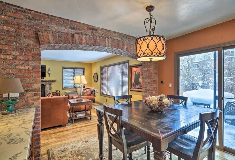 Modern Home W/ Patio: 3 Mi To Beaver Creek Resort!