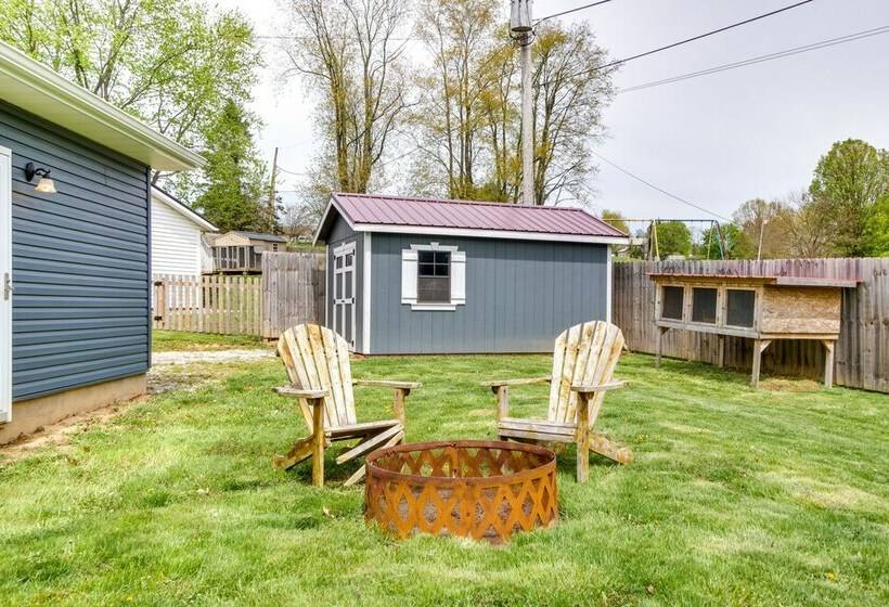 Updated Ohio Amish Country Vacation Rental!