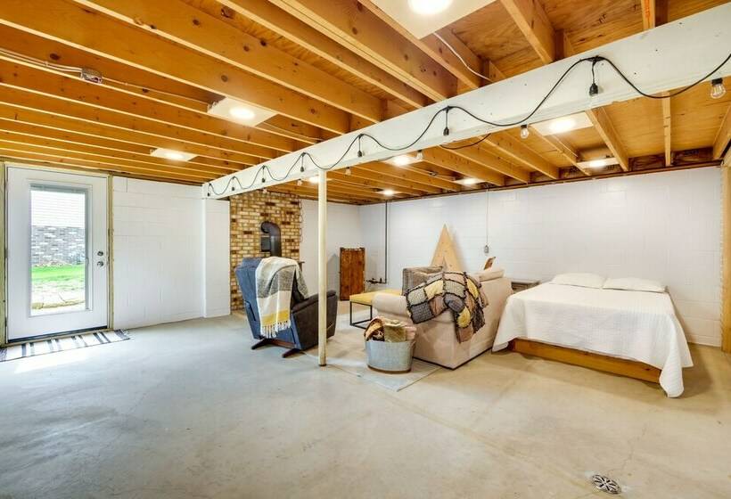 Updated Ohio Amish Country Vacation Rental!