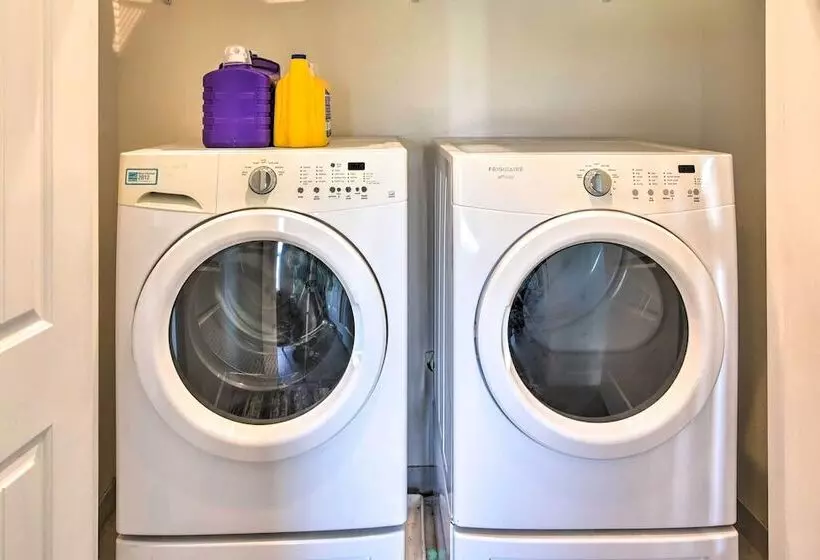 Waterfront Sargent House W/ Sparkling Pool!