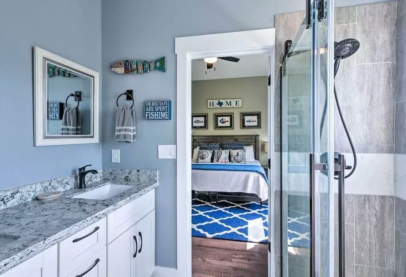 Waterfront Sargent House W/ Sparkling Pool!