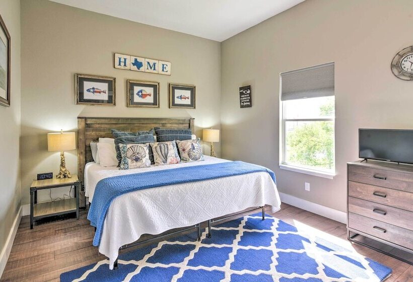 Waterfront Sargent House W/ Sparkling Pool!