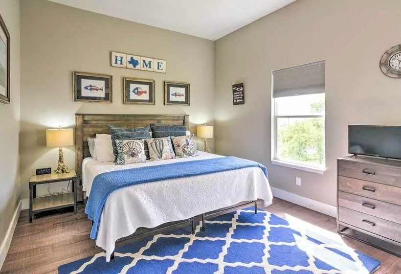 Waterfront Sargent House W/ Sparkling Pool!