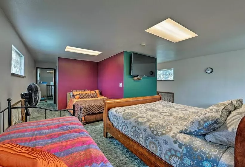 Yellowstone River Lodge W/ Kayaks & Mountain Views