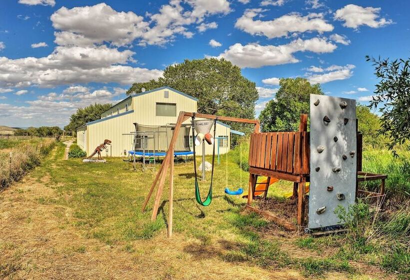 Yellowstone River Lodge W/ Kayaks & Mountain Views