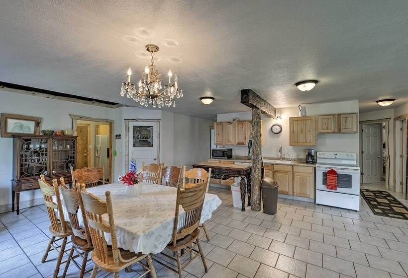 Yellowstone River Lodge W/ Kayaks & Mountain Views