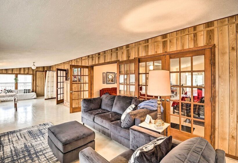 40 Acre Poplar Bluff Nature Lovers Paradise!