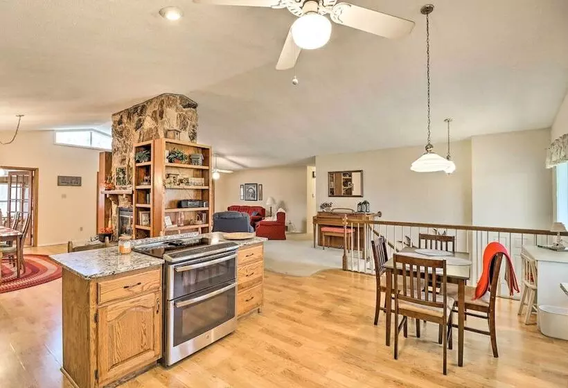 40 Acre Poplar Bluff Nature Lovers Paradise!