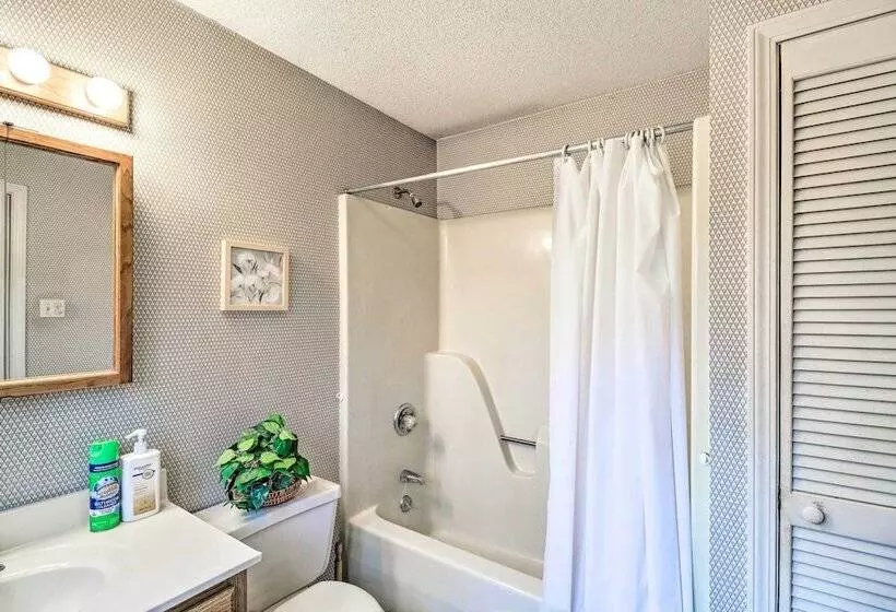 40 Acre Poplar Bluff Nature Lovers Paradise!