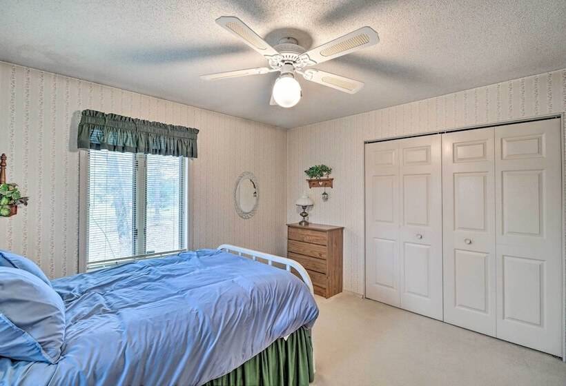 40 Acre Poplar Bluff Nature Lovers Paradise!