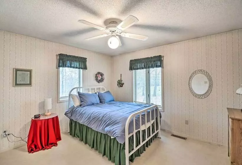 40 Acre Poplar Bluff Nature Lovers Paradise!