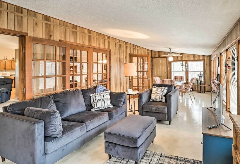 40 Acre Poplar Bluff Nature Lovers Paradise!