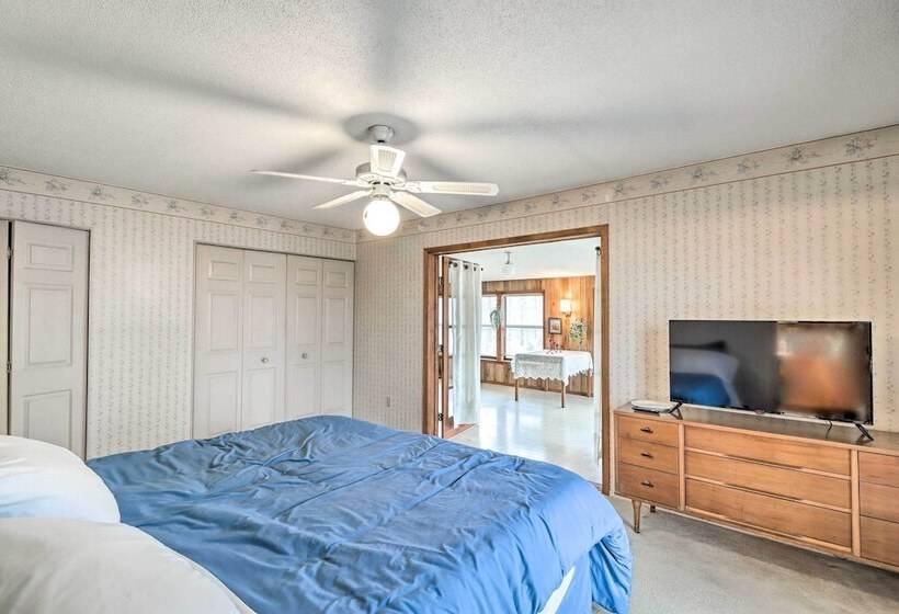 40 Acre Poplar Bluff Nature Lovers Paradise!