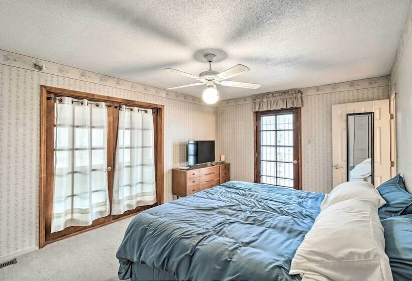 40 Acre Poplar Bluff Nature Lovers Paradise!